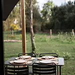 Maison Et Bergerie Du Chot