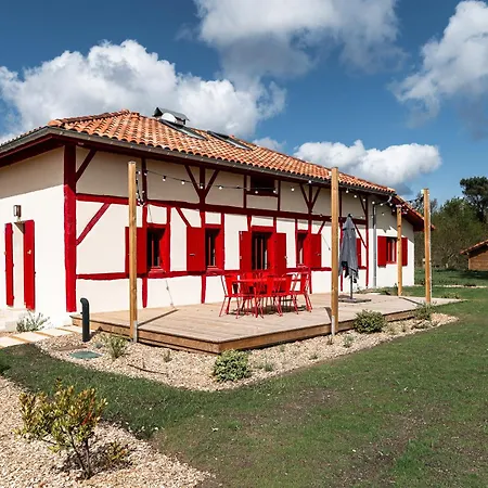 Vakantiehuis Maison Et Bergerie Du Chot Uza